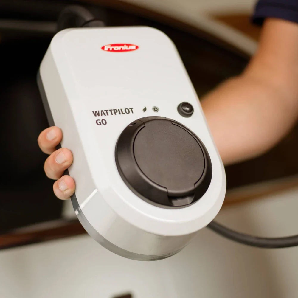 Fronius Wattpilot Go 22 J 2.0 - 22kW hordozható EV töltő